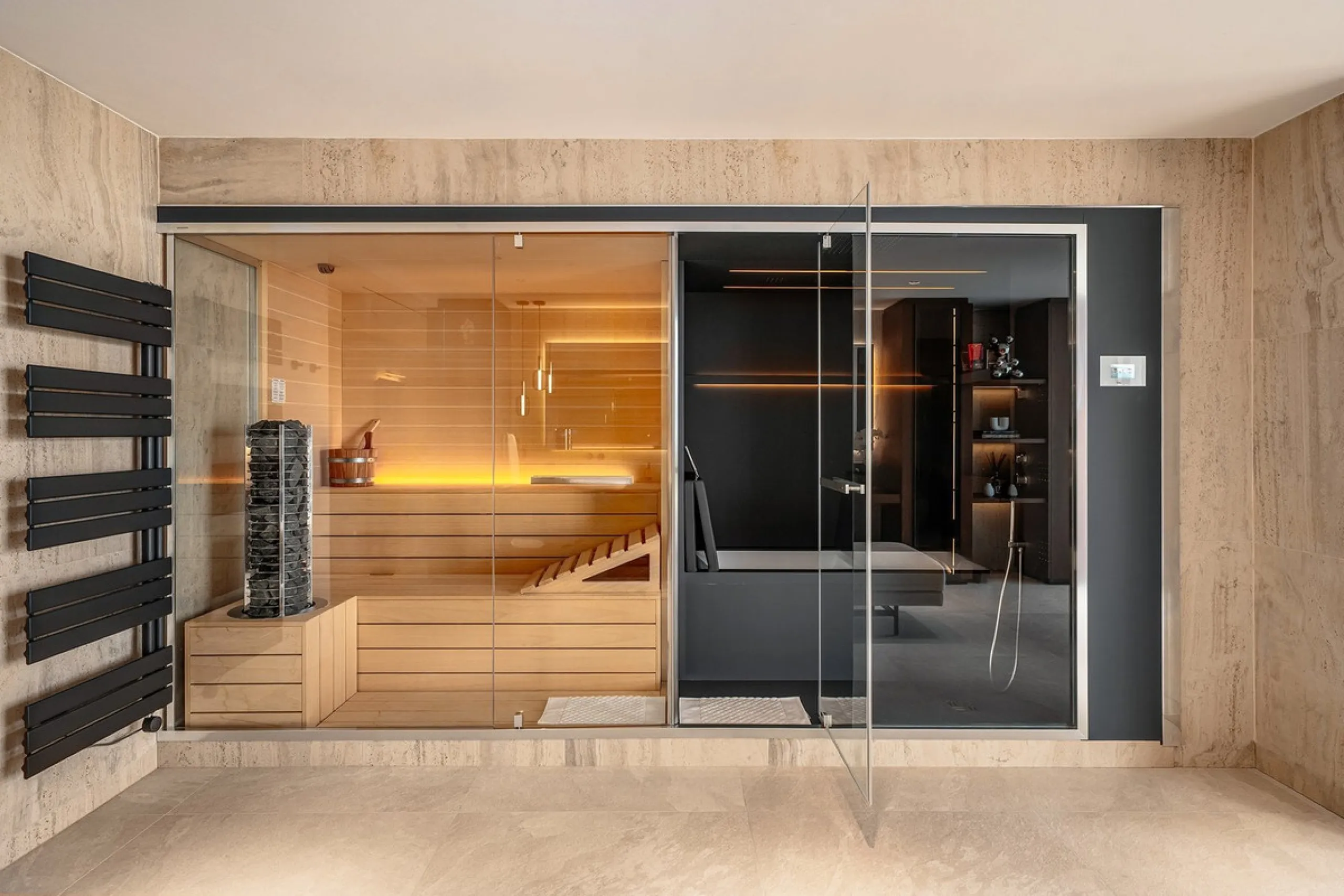 Perched on the coast, in the tranquil hills of La Mairena, this contemporary villa offers a balanced blend of architectural elegance, privacy, and expansive views of the Mediterranean. Surrounded by protected natural landscapes, the residence enjoys a ser