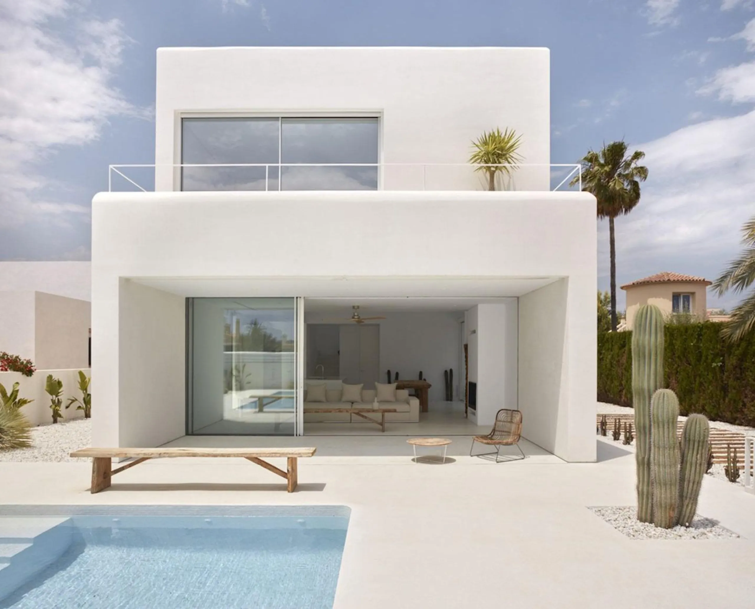 Modern New Build Villas Near Estepona Close to Beach and Valle Romano Golf& & Contemporary Mediterranean Living on the Costa del Sol& Discover this elegant new build villa project located next to Estepona on the Costa del Sol. Designed with minim