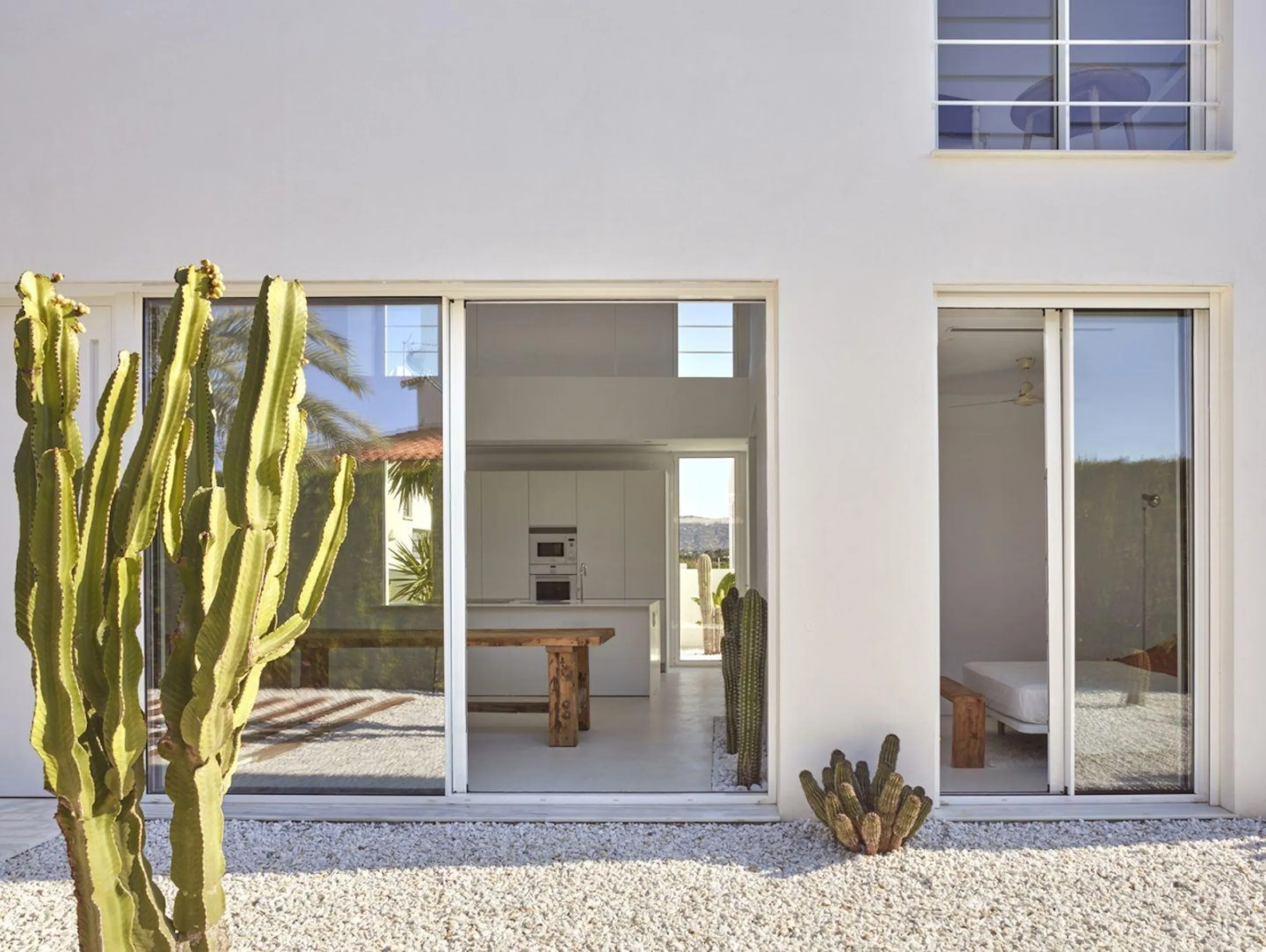 Modern New Build Villas Near Estepona Close to Beach and Valle Romano Golf& & Contemporary Mediterranean Living on the Costa del Sol& Discover this elegant new build villa project located next to Estepona on the Costa del Sol. Designed with minim