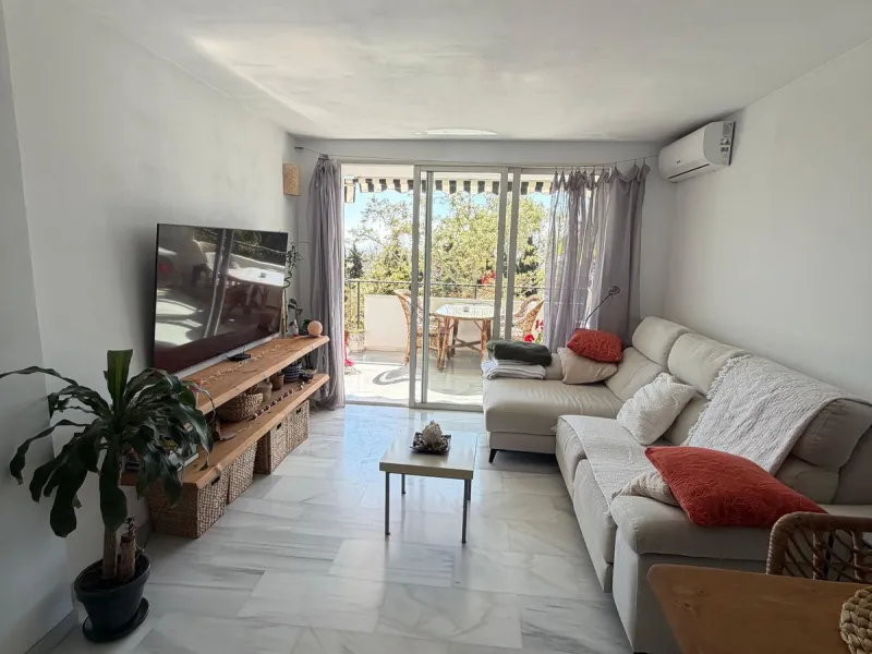 Apartment - Middle Floor Apartment в продаже в Marbella, Málaga. В доме 1 спален и 1 ванных комнат. Площадь дома 93 м²
