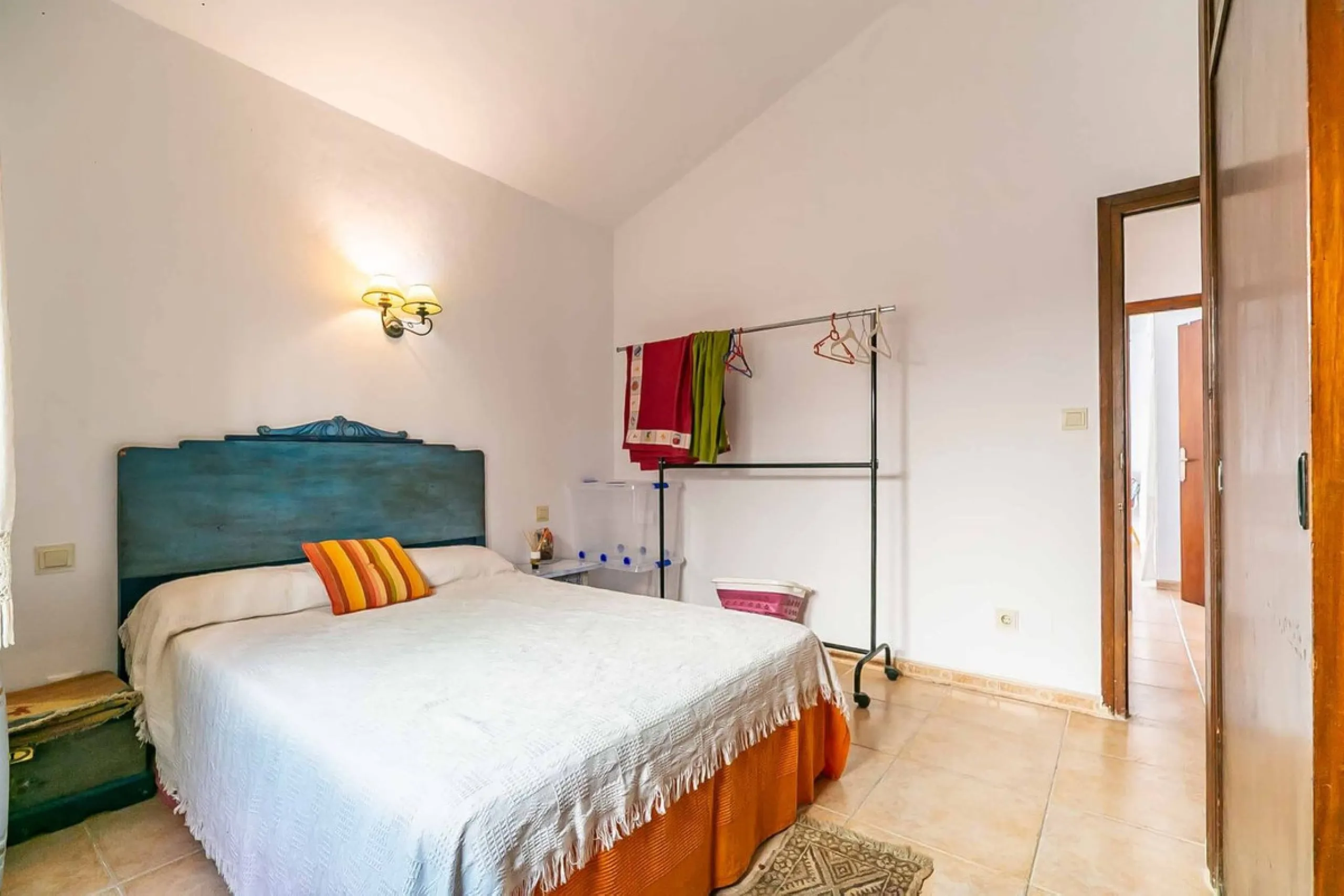 Detached villa with private pool in sought-after Torreblanca – generous plot and great potential.