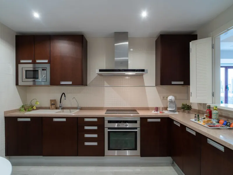 House - Semi-Detached House в продаже в Marbella, Málaga. В доме 4 спален и 4 ванных комнат. Площадь дома 300 м². Площадь участка 50 м²