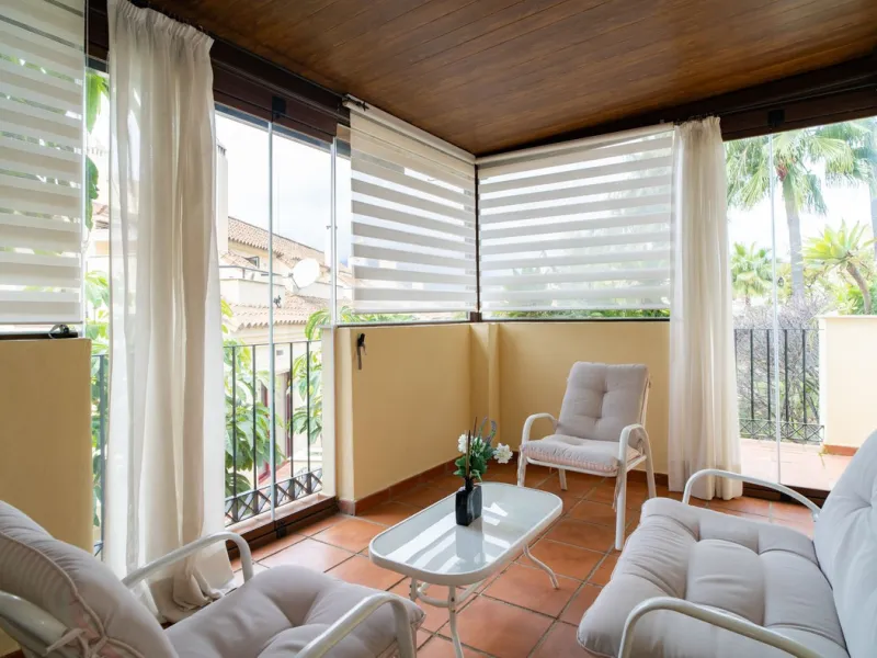 House - Semi-Detached House в продаже в Marbella, Málaga. В доме 4 спален и 4 ванных комнат. Площадь дома 300 м². Площадь участка 50 м²