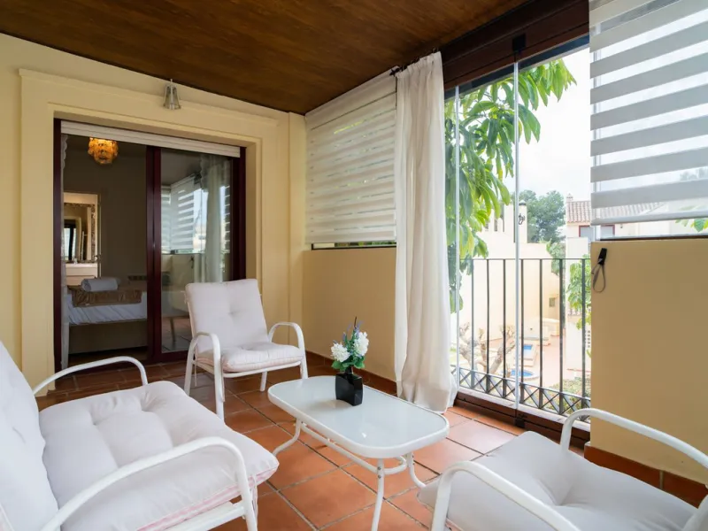 House - Semi-Detached House в продаже в Marbella, Málaga. В доме 4 спален и 4 ванных комнат. Площадь дома 300 м². Площадь участка 50 м²