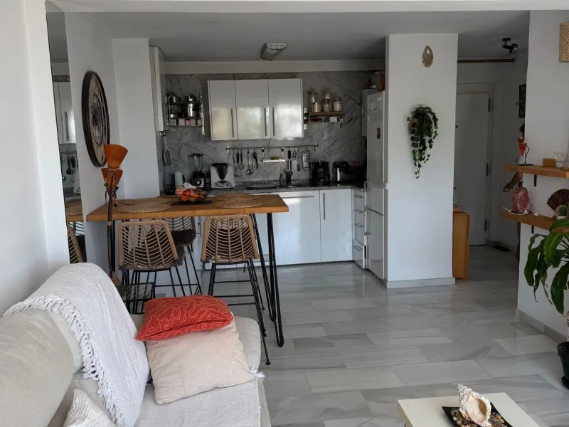 Apartment - Middle Floor Apartment в продаже в Marbella, Málaga. В доме 1 спален и 1 ванных комнат. Площадь дома 93 м²