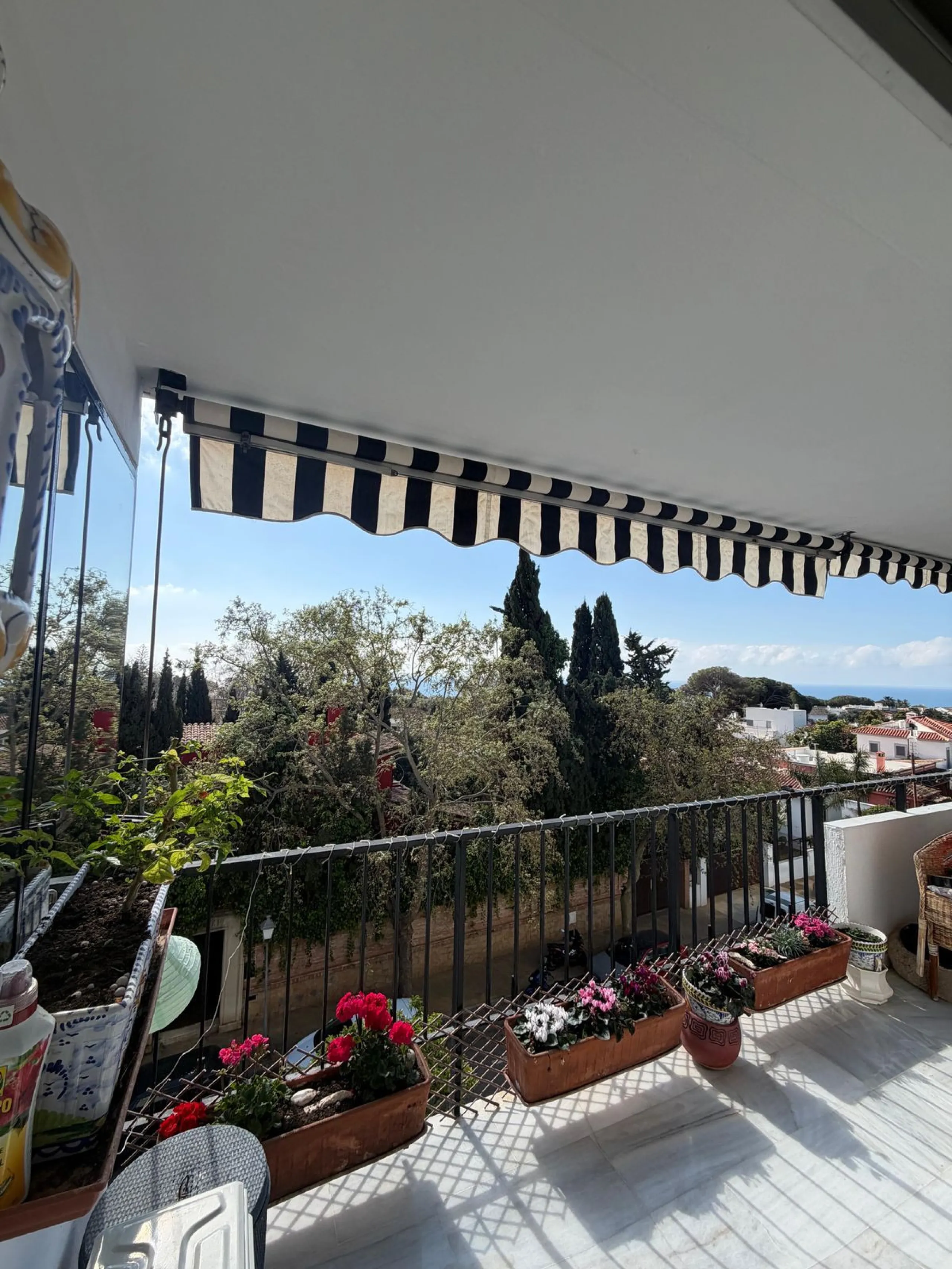 Apartment - Middle Floor Apartment в продаже в Marbella, Málaga. В доме 1 спален и 1 ванных комнат. Площадь дома 93 м²