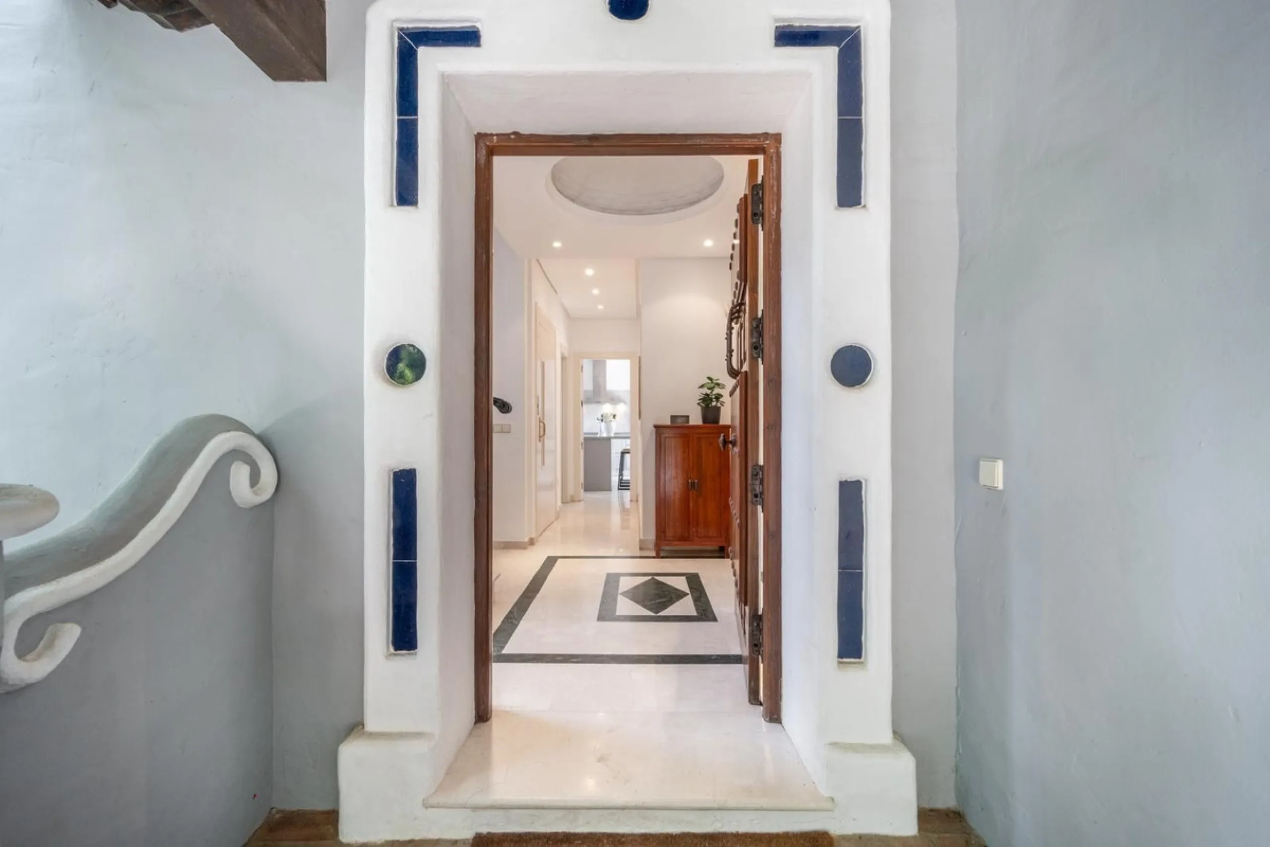 A very good opportunity to own a superb family home in Nueva Andalucia.