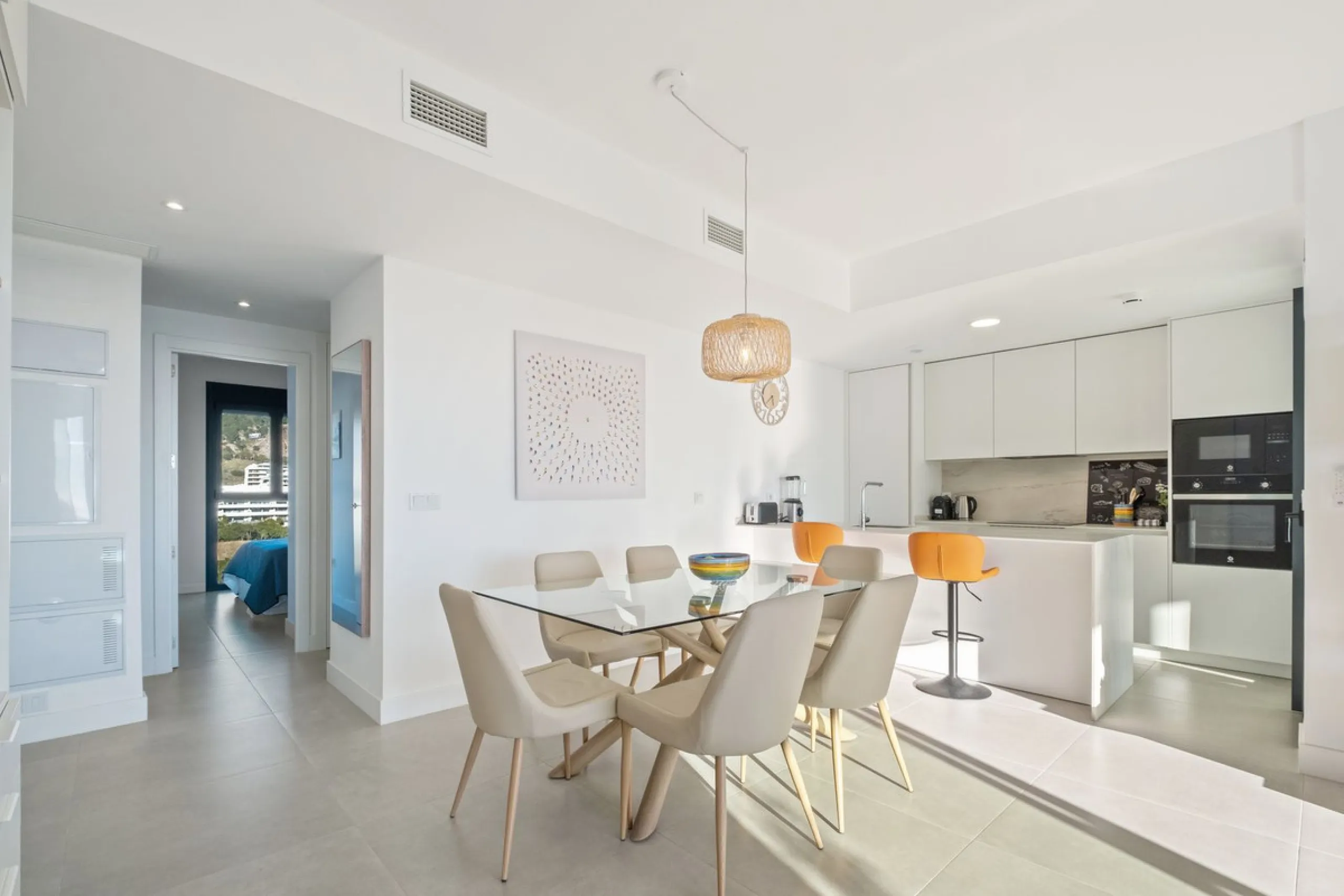 Apartment - Top Floor Apartment в продаже в Fuengirola, Málaga. В доме 3 спален и 2 ванных комнат. Площадь дома 92 м²