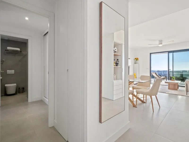 Apartment - Top Floor Apartment в продаже в Fuengirola, Málaga. В доме 3 спален и 2 ванных комнат. Площадь дома 92 м²