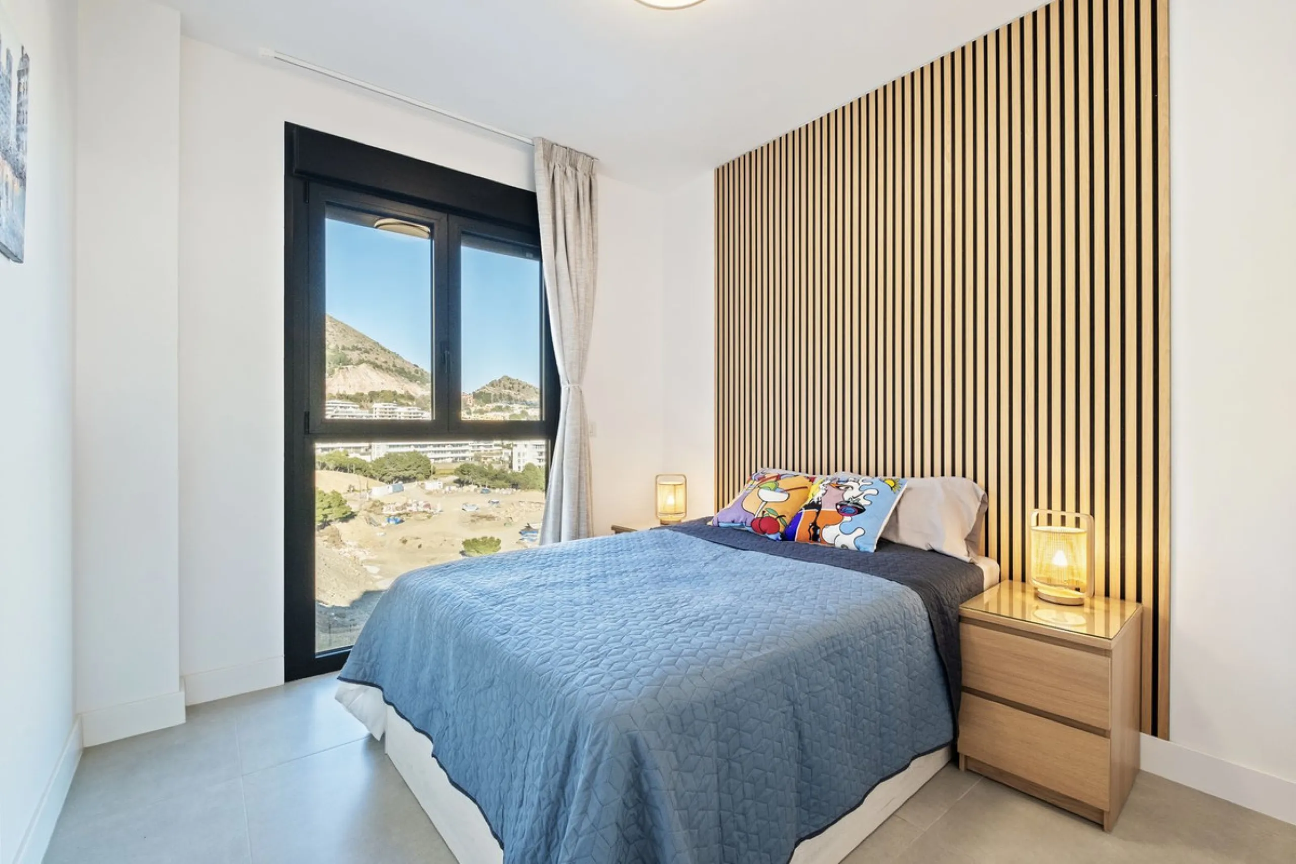 Apartment - Top Floor Apartment в продаже в Fuengirola, Málaga. В доме 3 спален и 2 ванных комнат. Площадь дома 92 м²