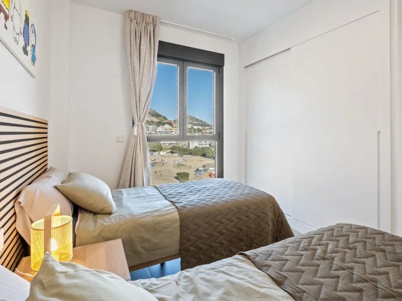 Apartment - Top Floor Apartment в продаже в Fuengirola, Málaga. В доме 3 спален и 2 ванных комнат. Площадь дома 92 м²