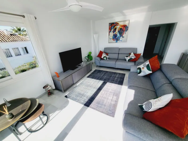SUPERB VILLA SITUATED IN LOWER RIVIERA THAT ENJOYS THE MOST SPECTACULAR SEA VIEWS!