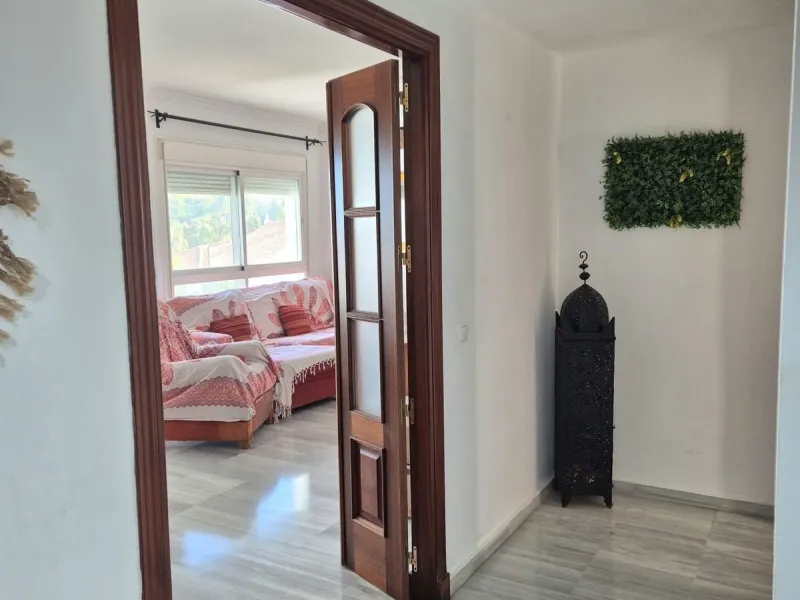 Reduced! Fantastic opportunity to purchase this 3 bed, 2 bath corner apartment in las brisas, Alhaurín Golf, Alhaurín el Grande.