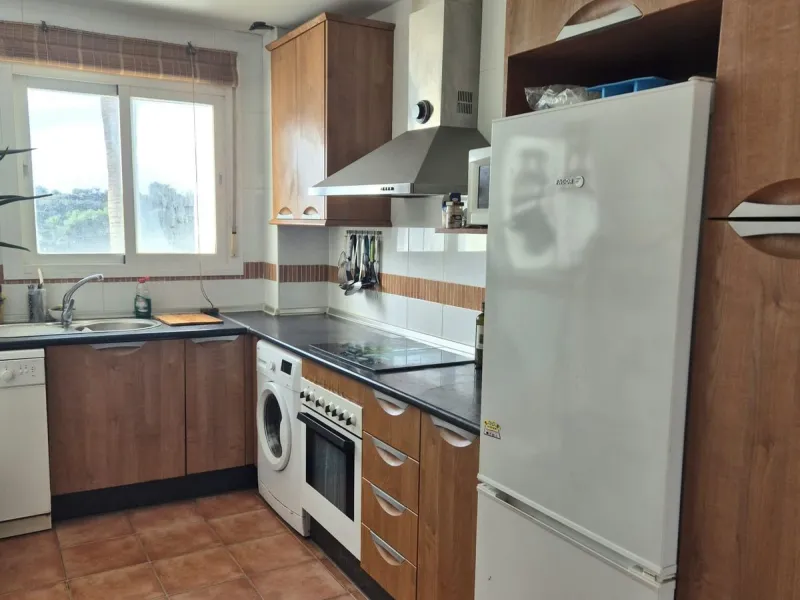 Reduced! Fantastic opportunity to purchase this 3 bed, 2 bath corner apartment in las brisas, Alhaurín Golf, Alhaurín el Grande.