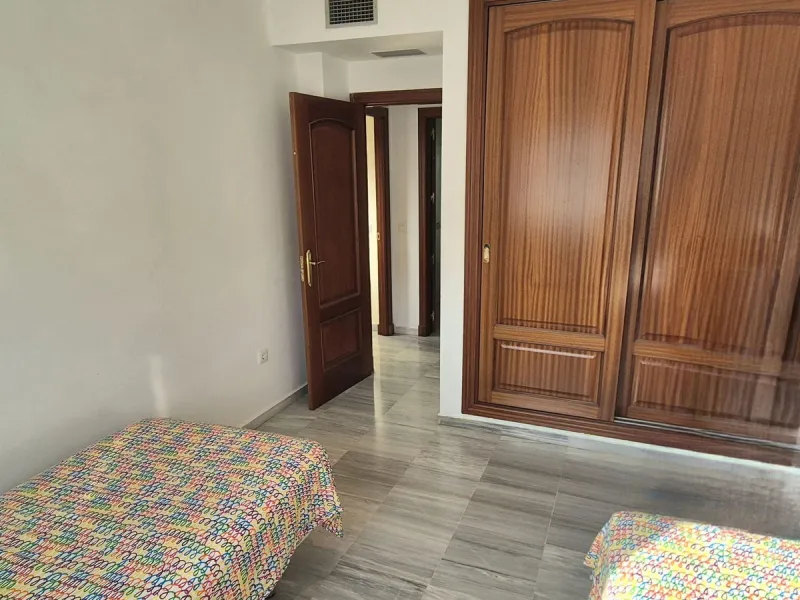 Reduced! Fantastic opportunity to purchase this 3 bed, 2 bath corner apartment in las brisas, Alhaurín Golf, Alhaurín el Grande.
