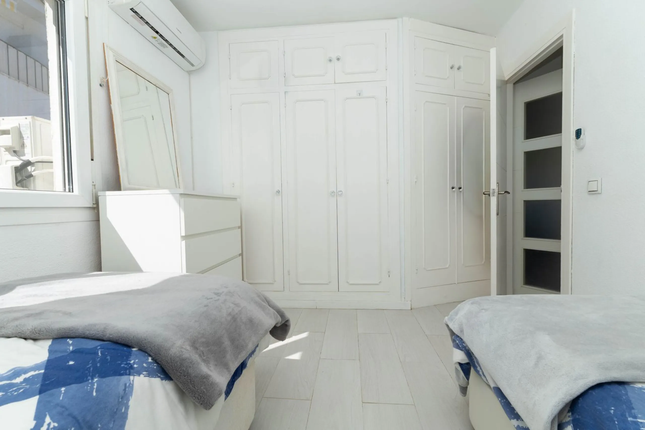 Wake up every day to natural light, open views and the peaceful surroundings of Mijas.