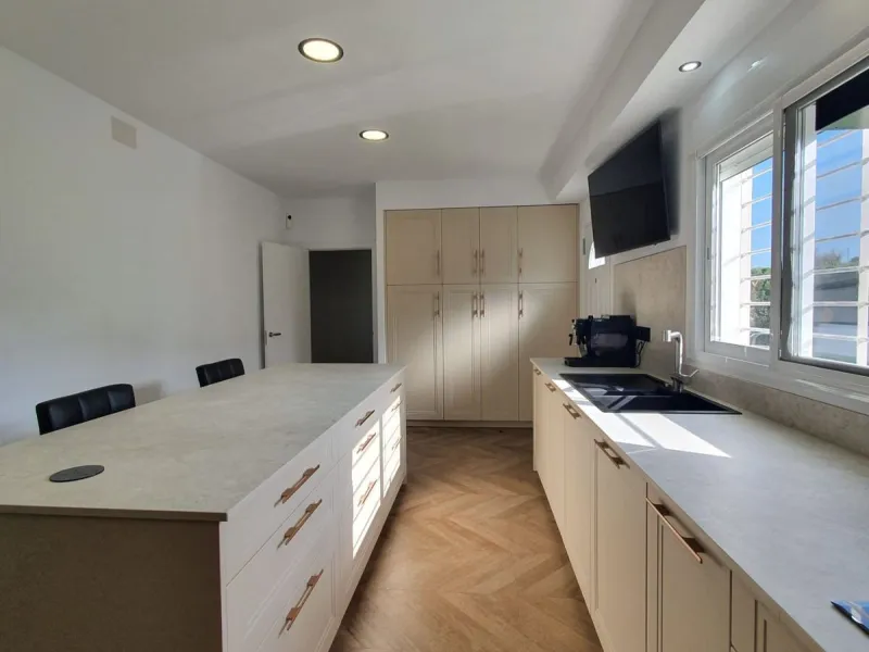 Priced reduction!