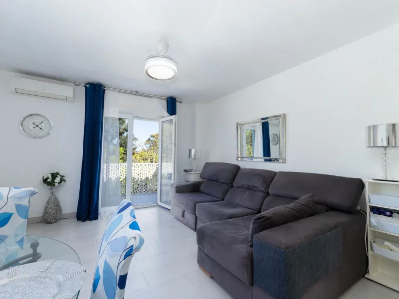 Wake up every day to natural light, open views and the peaceful surroundings of Mijas.