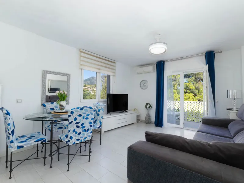 Wake up every day to natural light, open views and the peaceful surroundings of Mijas.