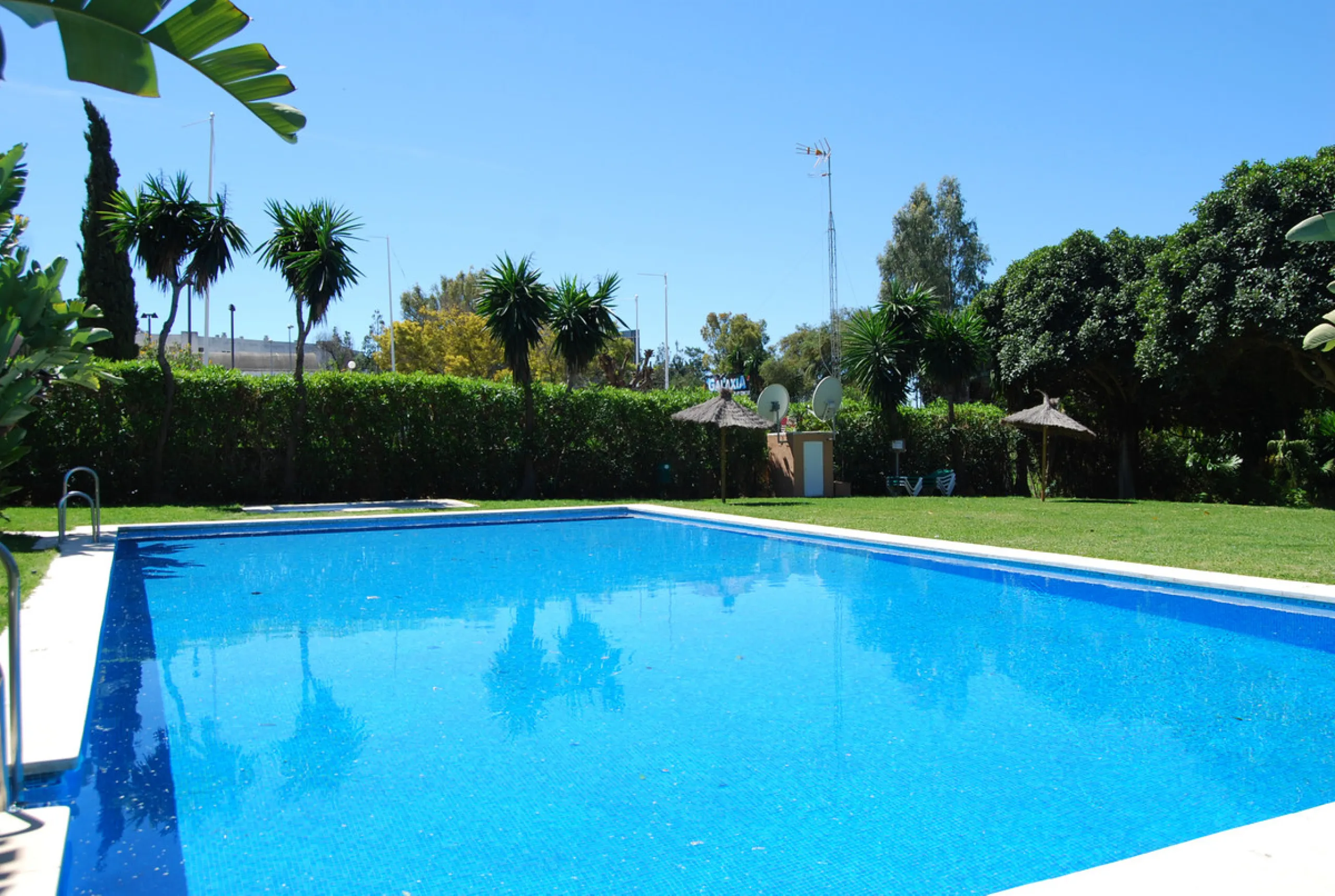 Apartment - Middle Floor Apartment в продаже в Marbella, Málaga. В доме 4 спален и 4 ванных комнат. Площадь дома 240 м²