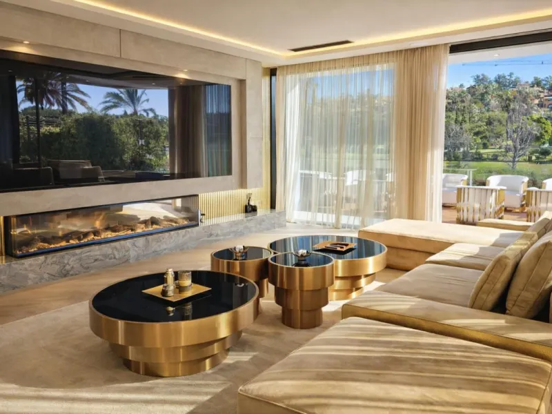Exclusive Modern Frontline Golf Villa | El Campanario