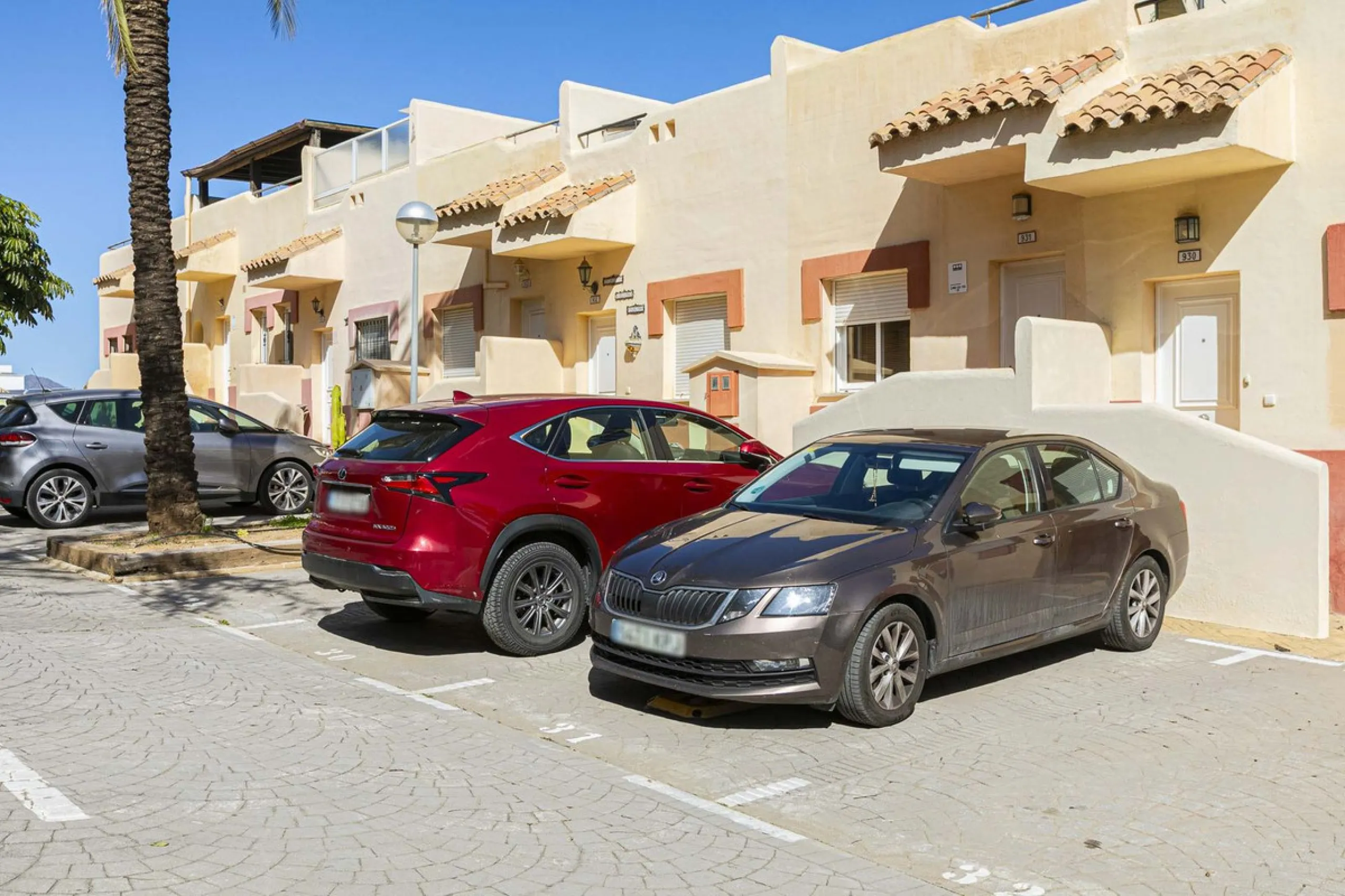 House - Townhouse в продаже в Mijas, Málaga. В доме 2 спален и 2 ванных комнат. Площадь дома 105 м²