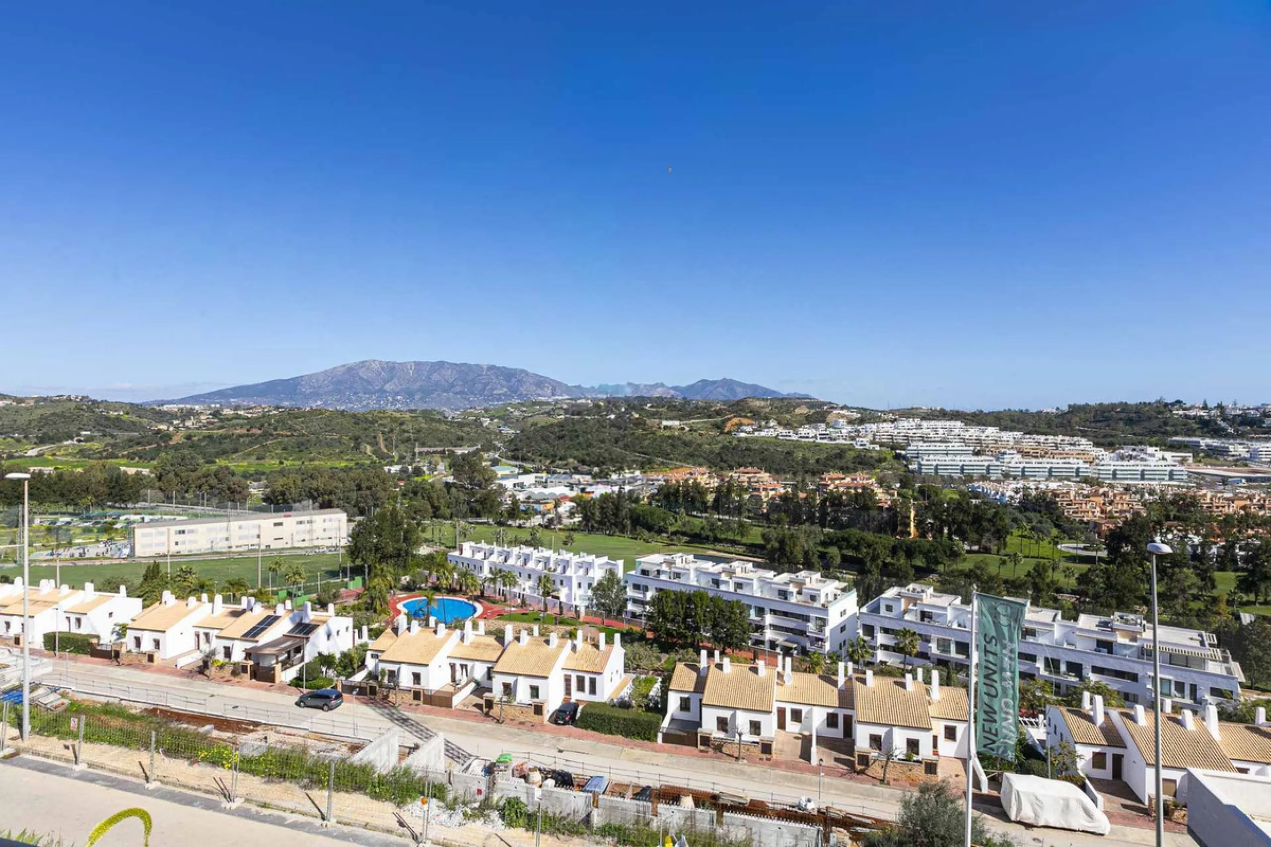 House - Townhouse в продаже в Mijas, Málaga. В доме 2 спален и 2 ванных комнат. Площадь дома 105 м²