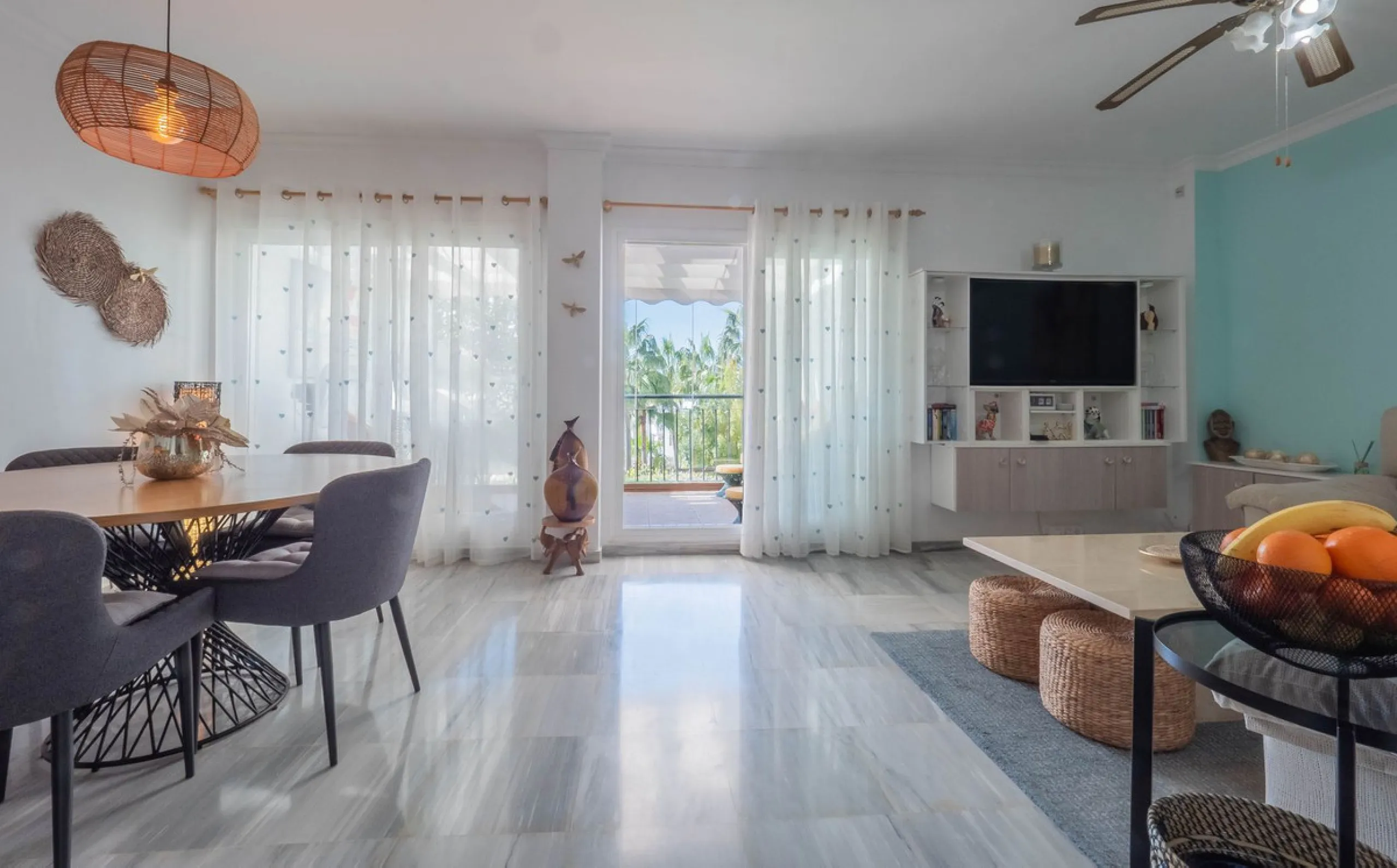 Beautiful End Townhouse with Panoramic Views in Alhaurín Golf