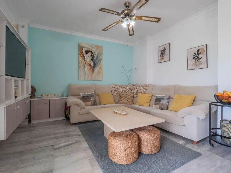 Beautiful End Townhouse with Panoramic Views in Alhaurín Golf