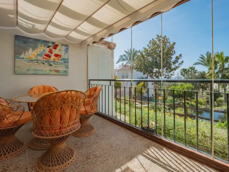 Beautiful End Townhouse with Panoramic Views in Alhaurín Golf