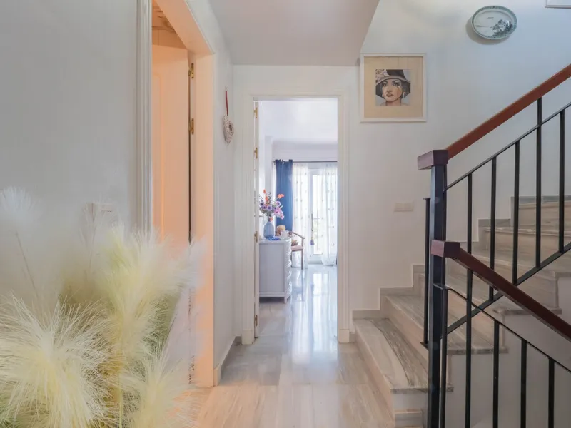 Beautiful End Townhouse with Panoramic Views in Alhaurín Golf