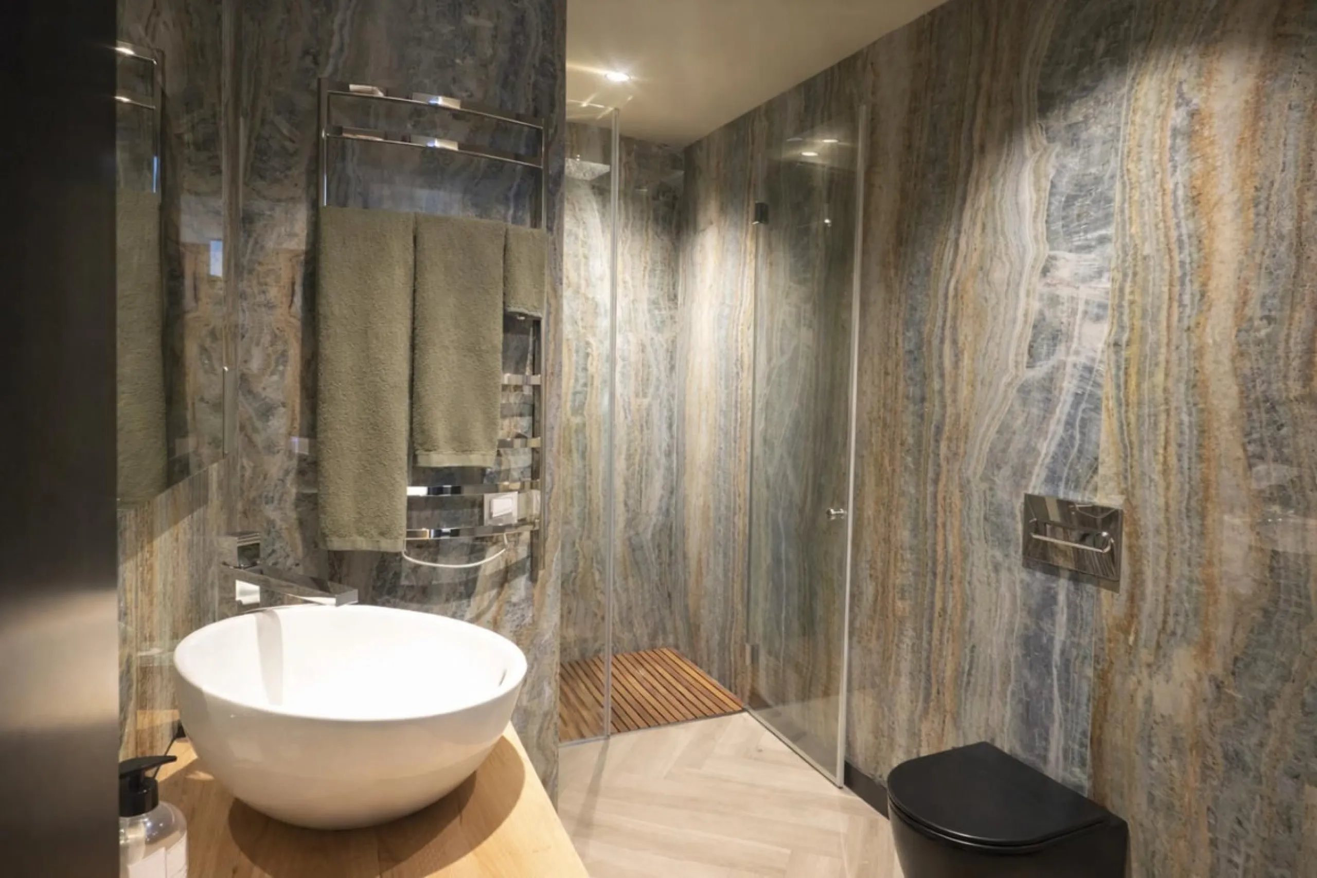 Exclusive Modern Frontline Golf Villa | El Campanario