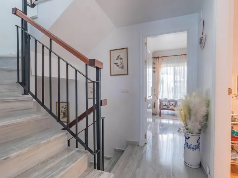 Beautiful End Townhouse with Panoramic Views in Alhaurín Golf