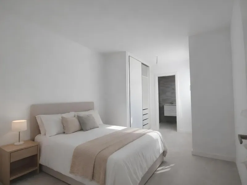 Apartment - Penthouse в продаже в Fuengirola, Málaga. В доме 2 спален и 2 ванных комнат. Площадь дома 66 м²