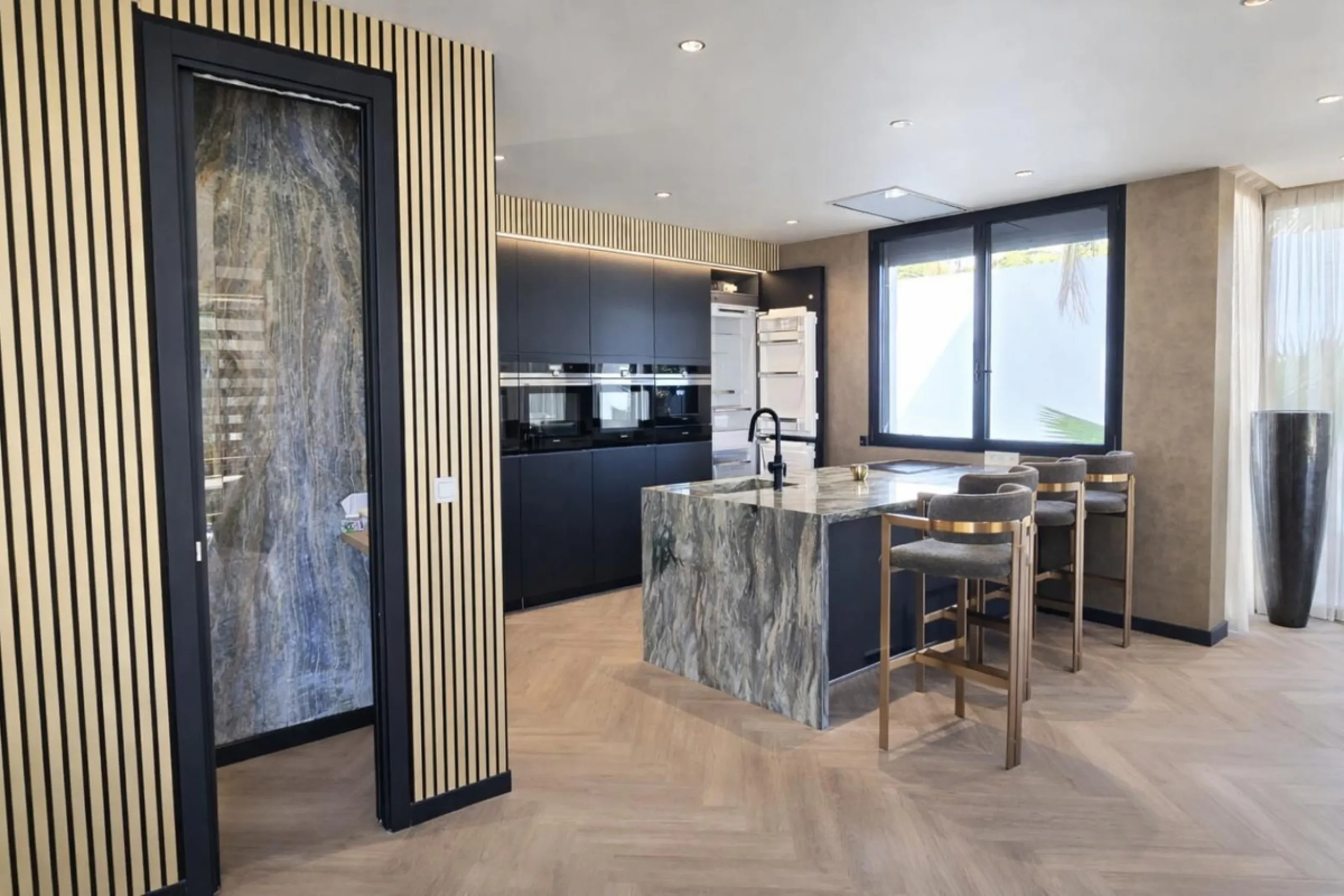 Exclusive Modern Frontline Golf Villa | El Campanario