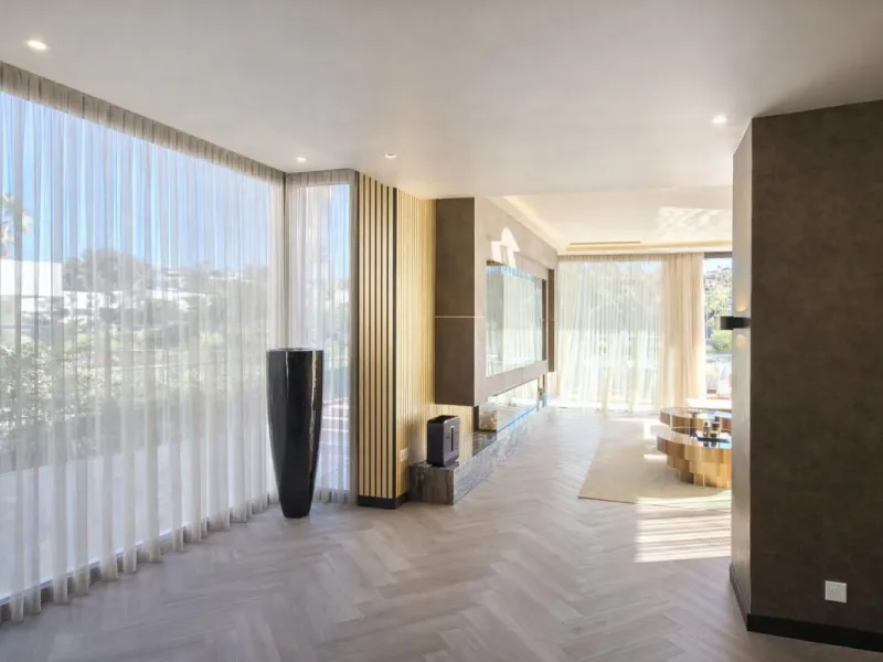 Exclusive Modern Frontline Golf Villa | El Campanario