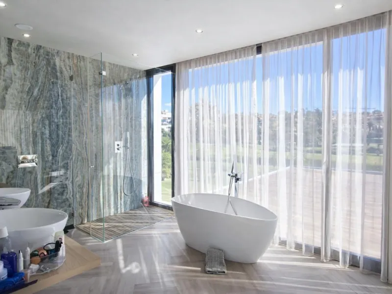 Exclusive Modern Frontline Golf Villa | El Campanario