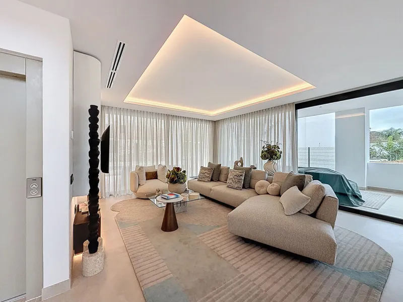 TURNKEY DESIGNER VILLA IN NAGÜELES · MARBELLA GOLDEN MILE