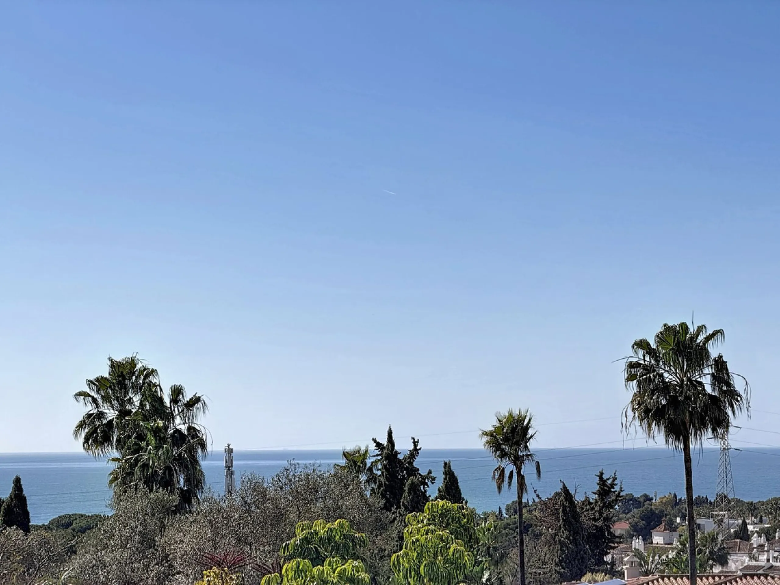 TURNKEY DESIGNER VILLA IN NAGÜELES · MARBELLA GOLDEN MILE