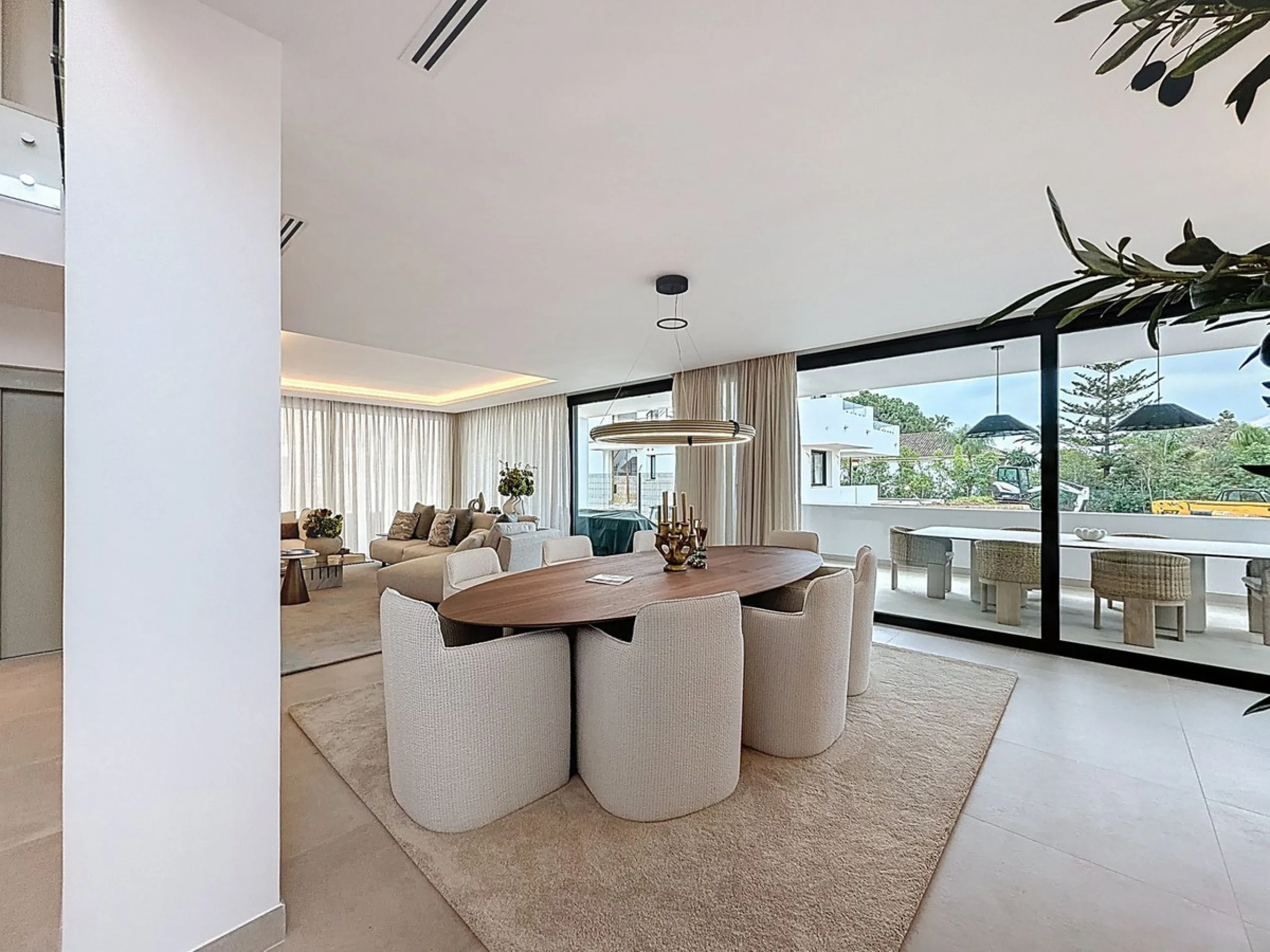 TURNKEY DESIGNER VILLA IN NAGÜELES · MARBELLA GOLDEN MILE
