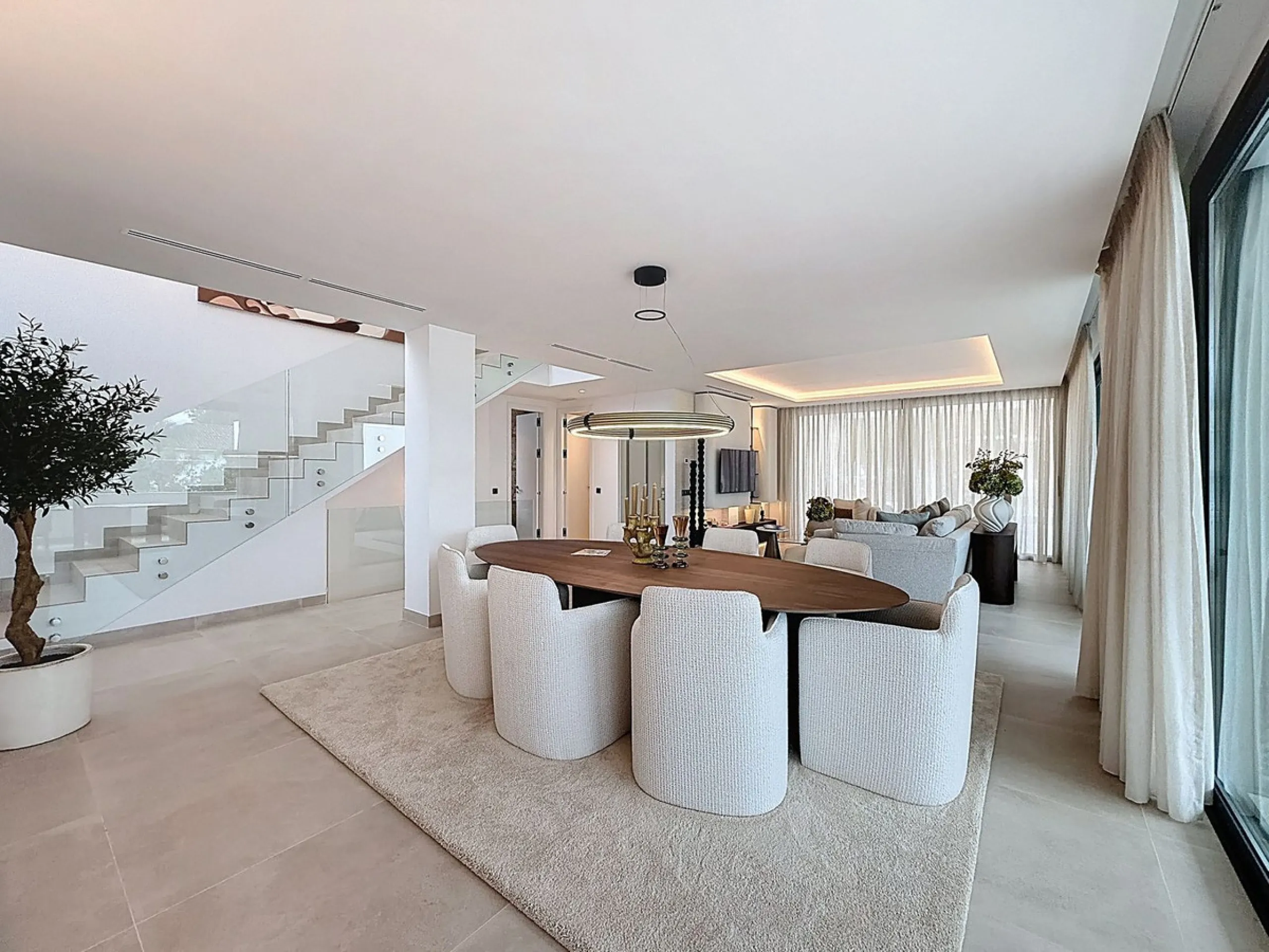 TURNKEY DESIGNER VILLA IN NAGÜELES · MARBELLA GOLDEN MILE