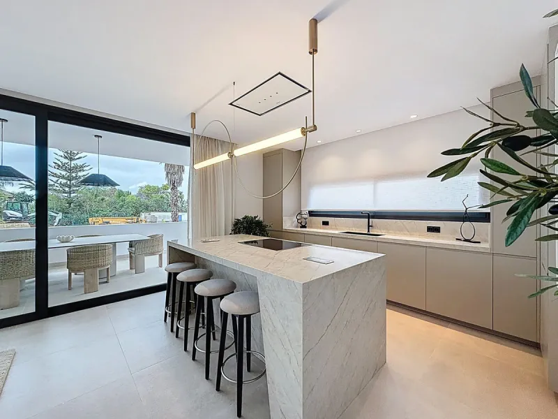 TURNKEY DESIGNER VILLA IN NAGÜELES · MARBELLA GOLDEN MILE