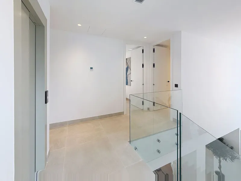 TURNKEY DESIGNER VILLA IN NAGÜELES · MARBELLA GOLDEN MILE
