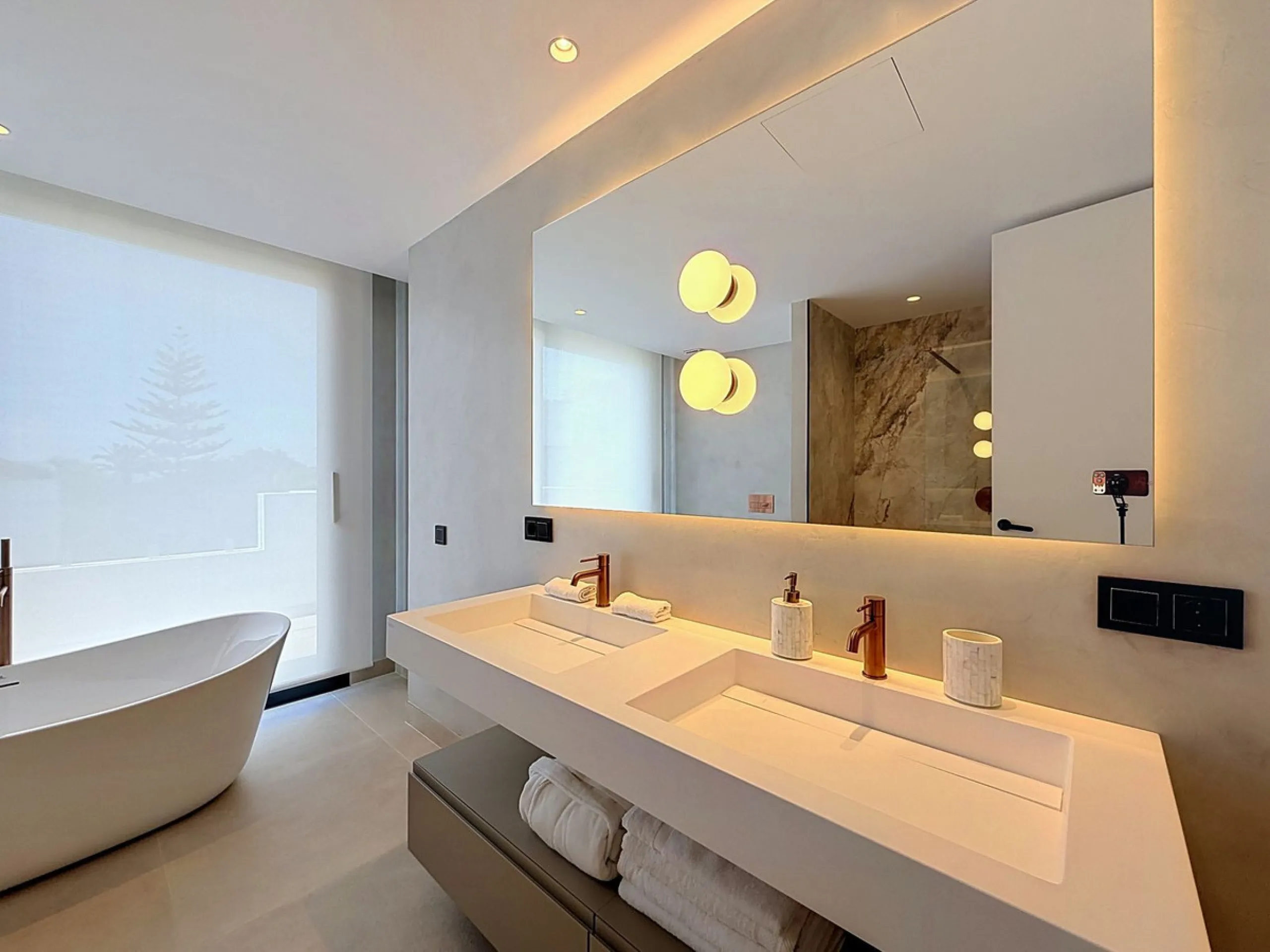 TURNKEY DESIGNER VILLA IN NAGÜELES · MARBELLA GOLDEN MILE