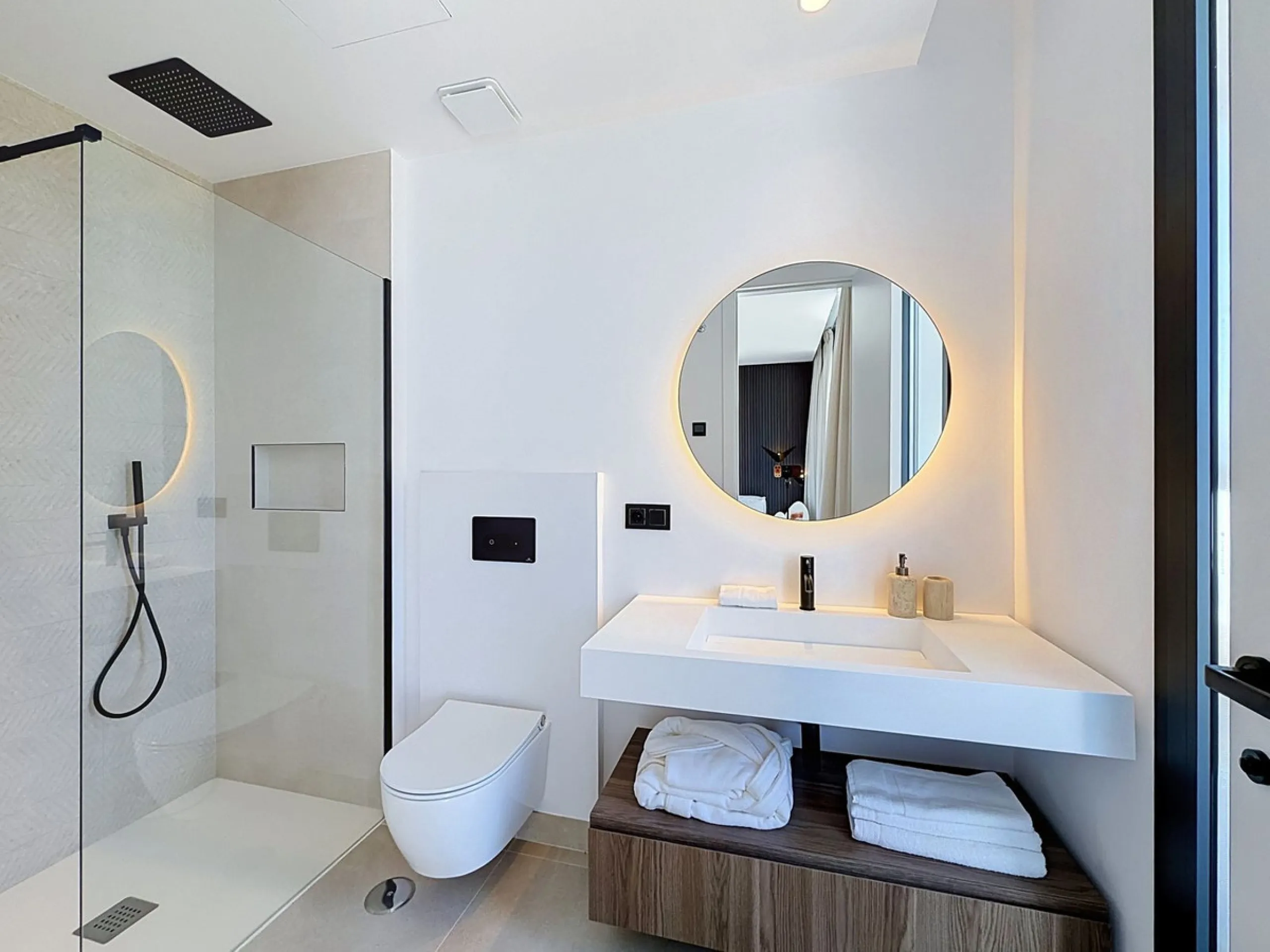 TURNKEY DESIGNER VILLA IN NAGÜELES · MARBELLA GOLDEN MILE
