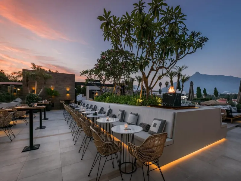 Exclusive Modern Frontline Golf Villa | El Campanario