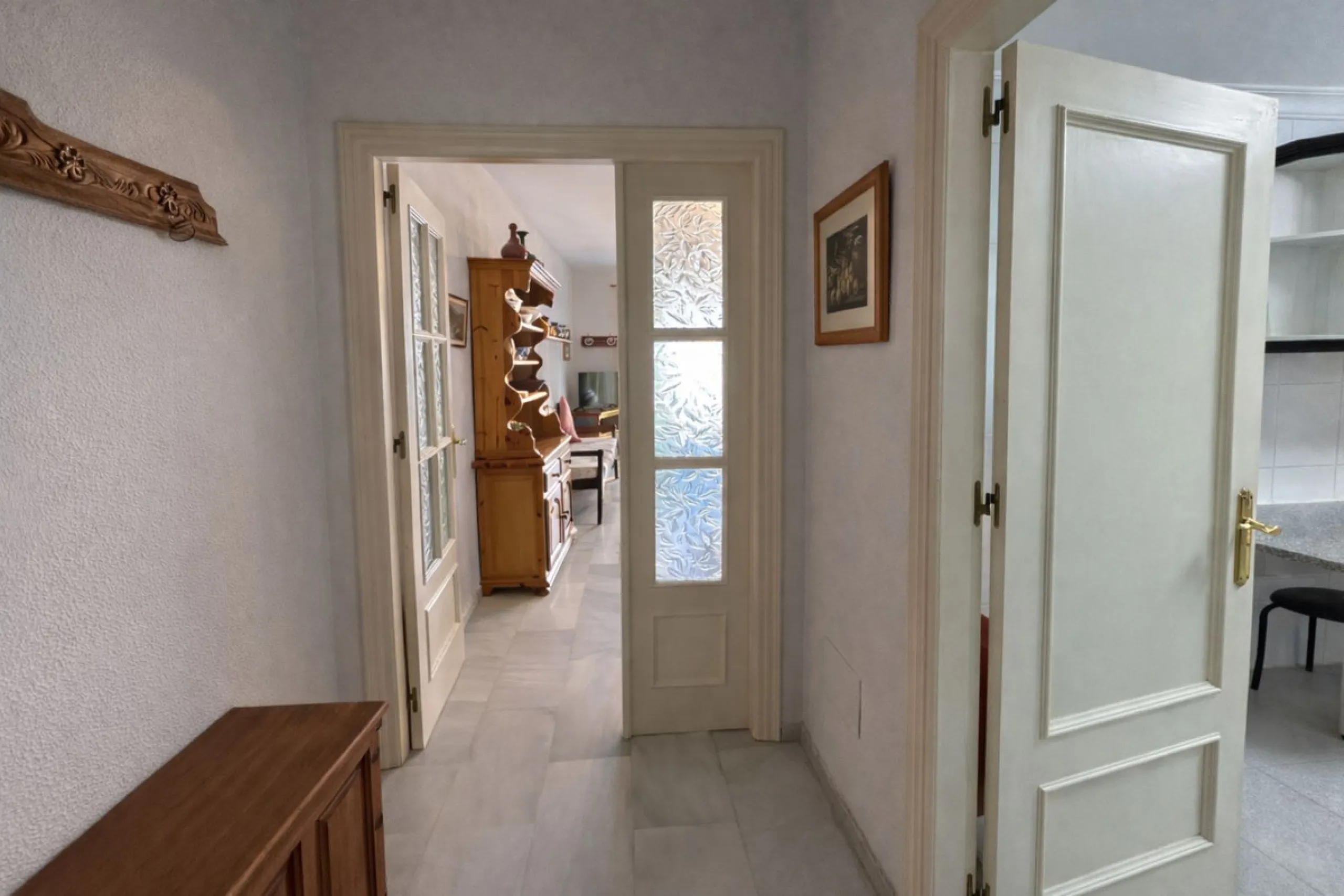 Apartment - Middle Floor Apartment в продаже в Fuengirola, Málaga. В доме 3 спален и 2 ванных комнат. Площадь дома 100 м²