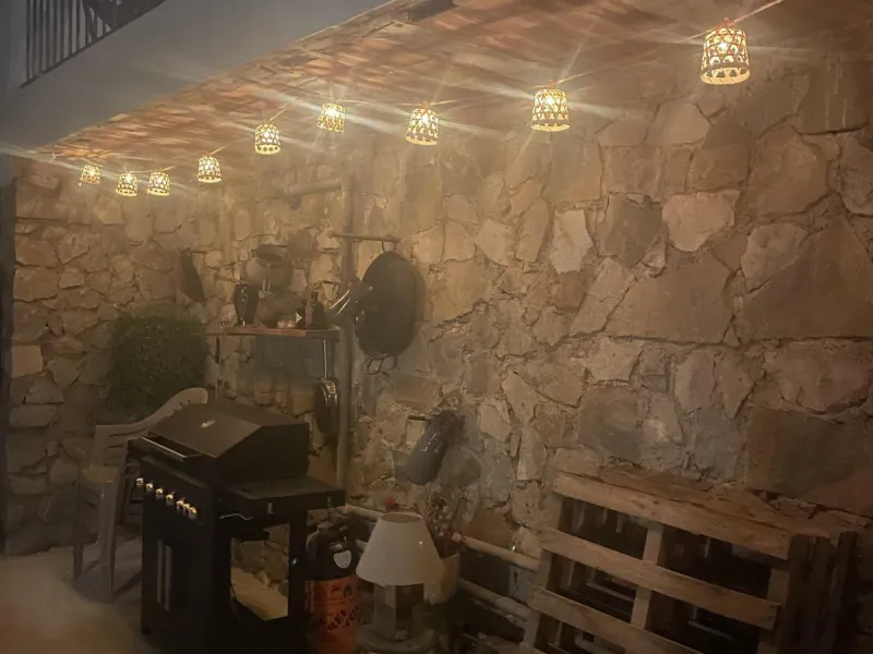 Location: Exclusive area of Sierra, just minutes from the centre of Fuengirola, Costa del Sol beaches and urban services. It offers tranquility with open views to green areas and mountains, ideal to disconnect without getting too far from the action.
