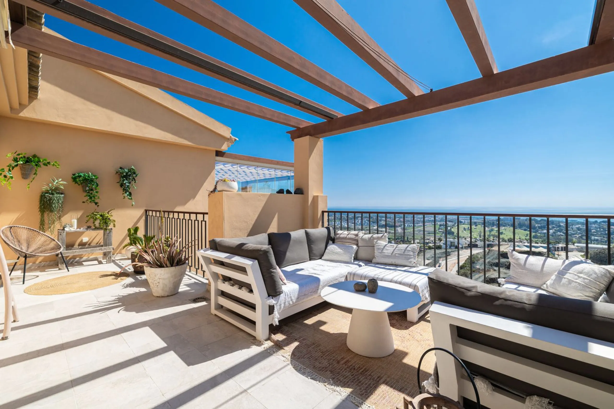 This stylish penthouse is located in a well-maintained and highly desirable residential community, offering a perfect combination of comfort, views, and lifestyle. The property features a built area of 102 m² and includes two spacious bedrooms and two mod