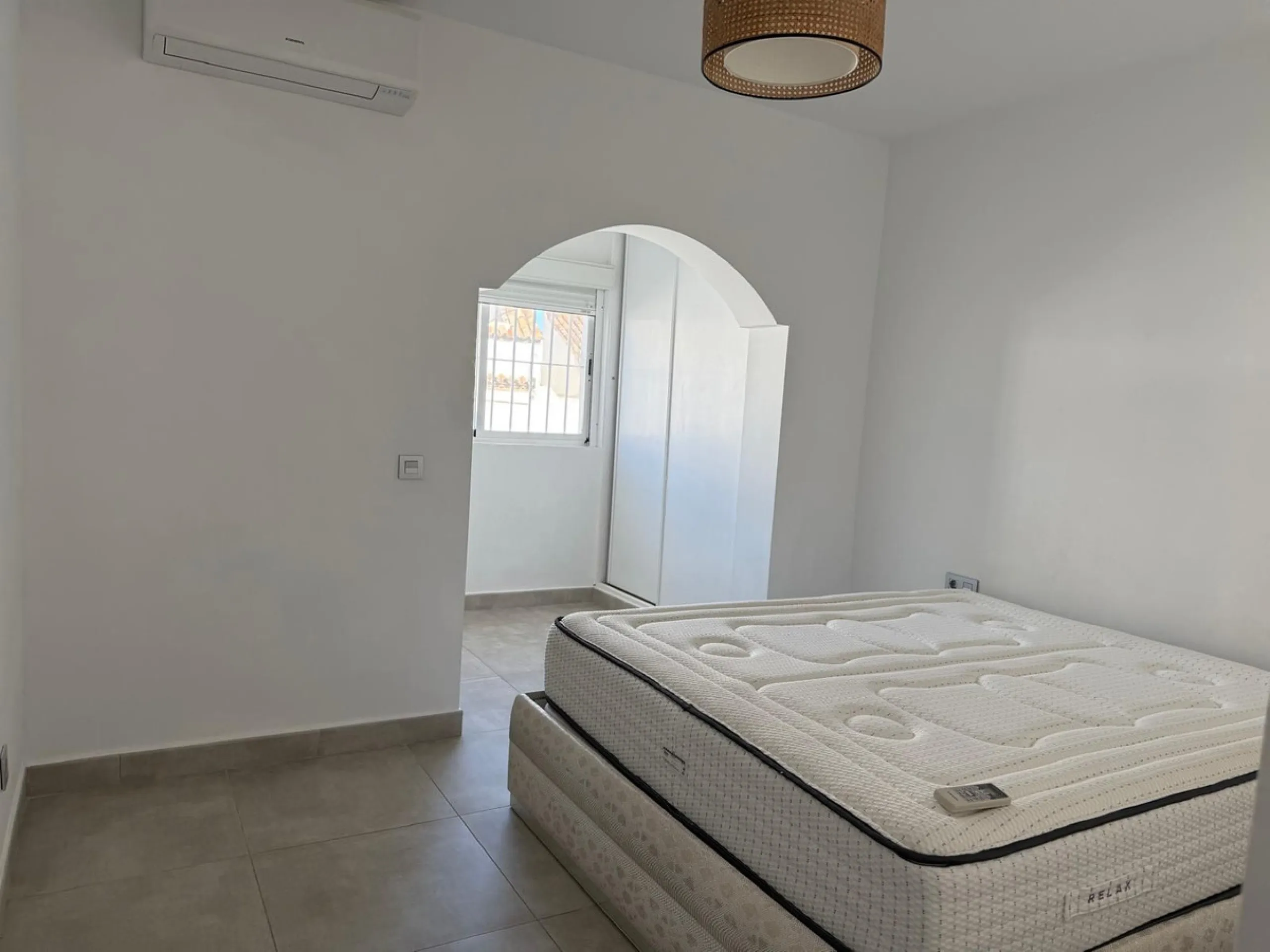 House - Townhouse в продаже в Estepona, Málaga. В доме 3 спален и 3 ванных комнат. Площадь дома 116 м². Площадь участка 25 м²